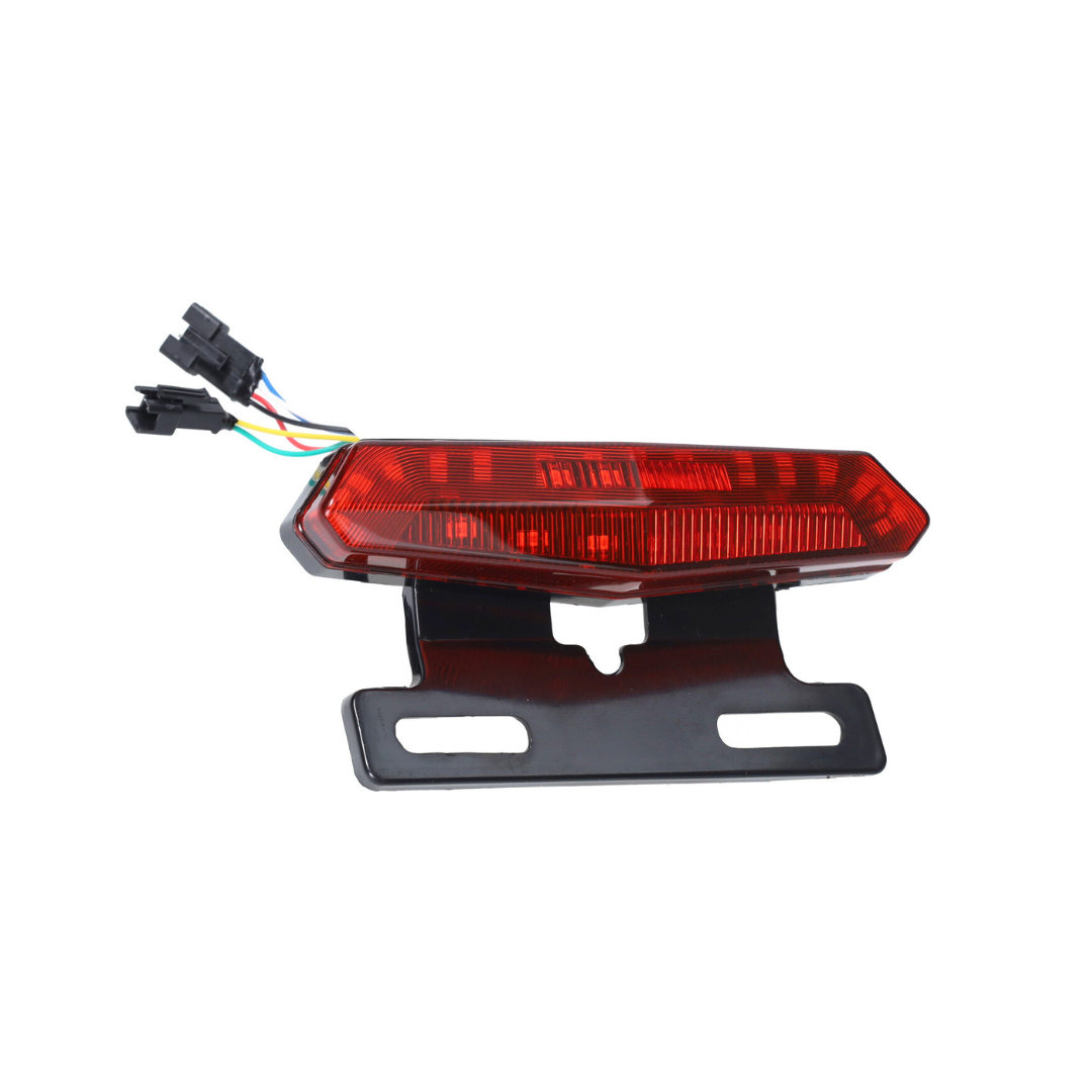 Rücklicht LED 1x4 - 1x2 Pol Stecker H5C + Blinker V8 / V20 Fatbike