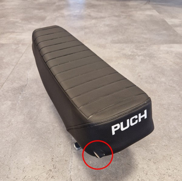 buddyseat lang puch !!SCHADE!! gaatje in dek)made in EU zwart past op maxi