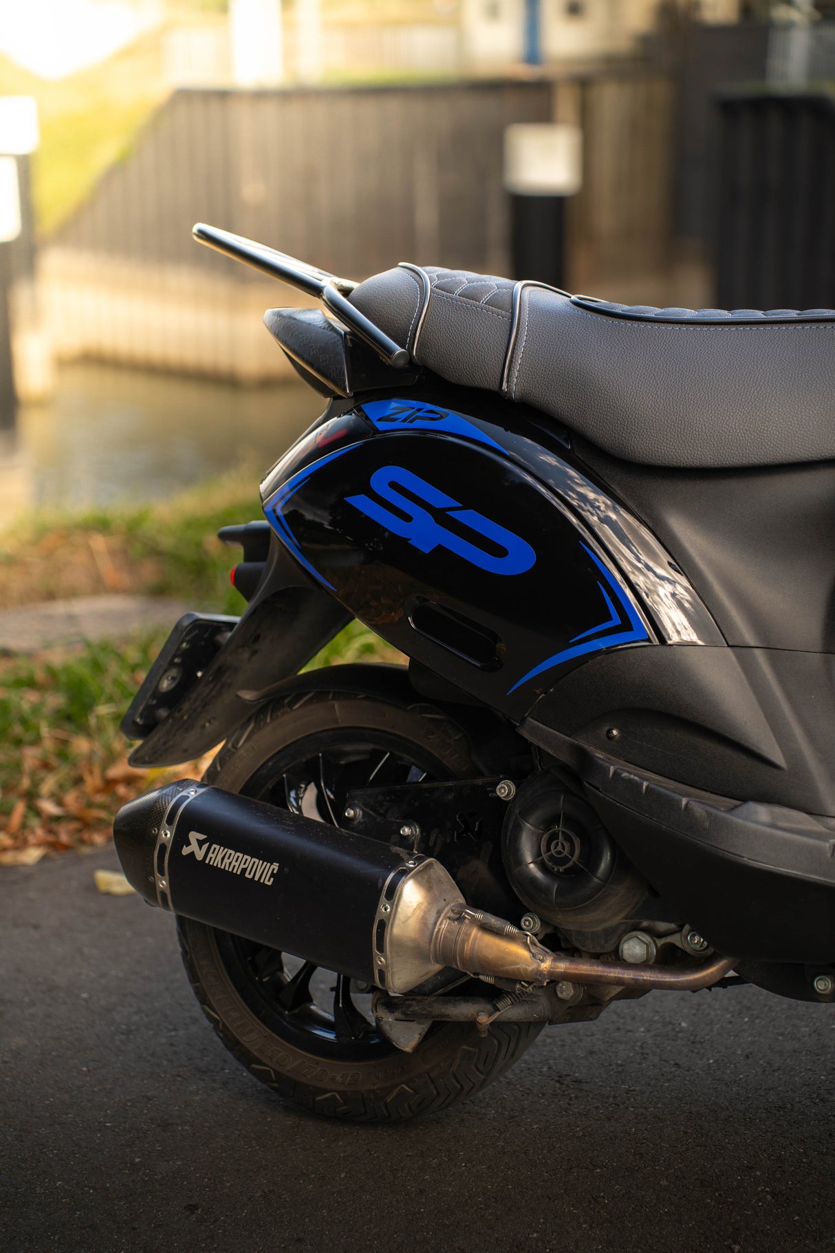 Akrapovic Exhaust + Bend Piaggio Zip / Vespa Sprint 4T2V
