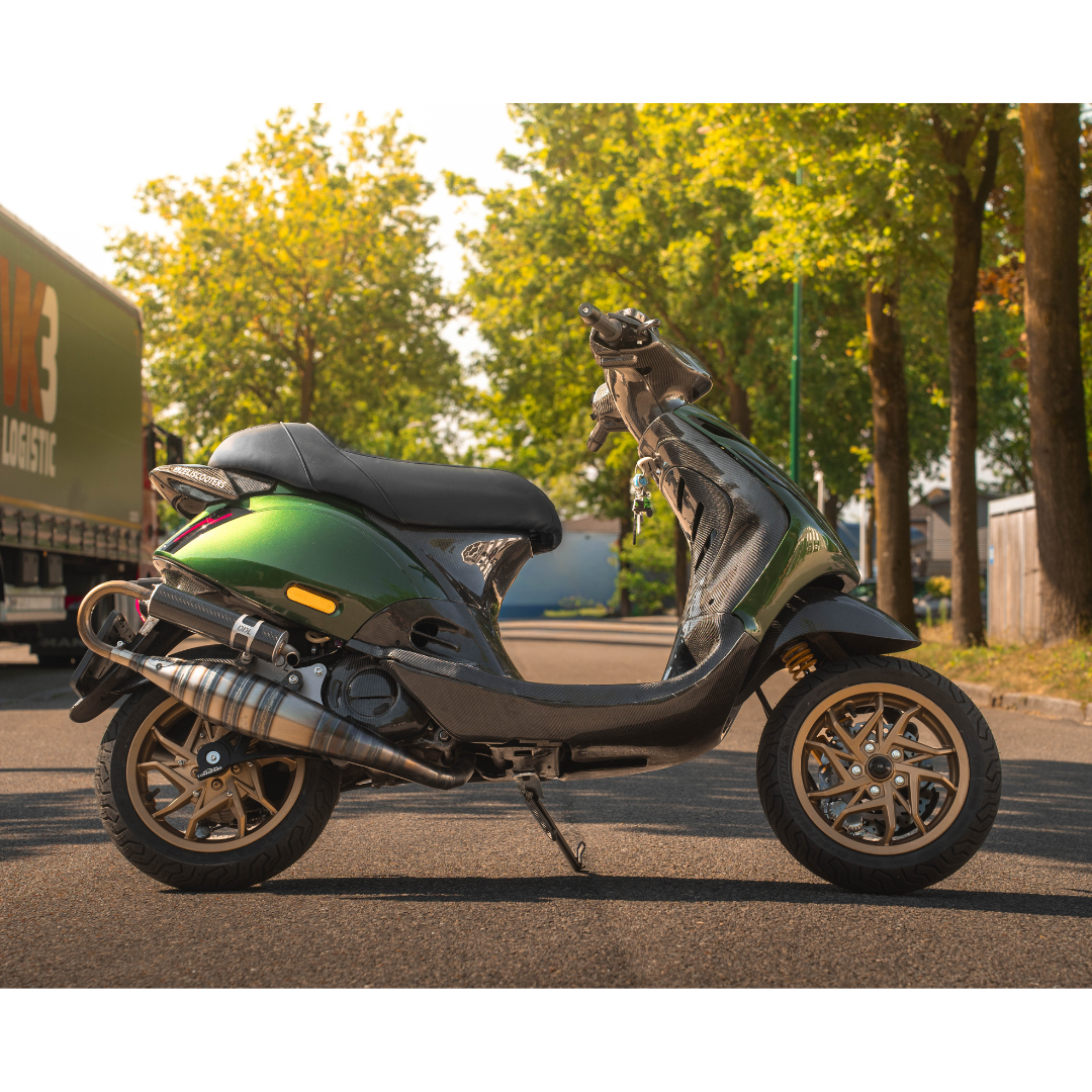 Achtervelg 12 Inch Mat Zwart Vespa Sprint RST E5+