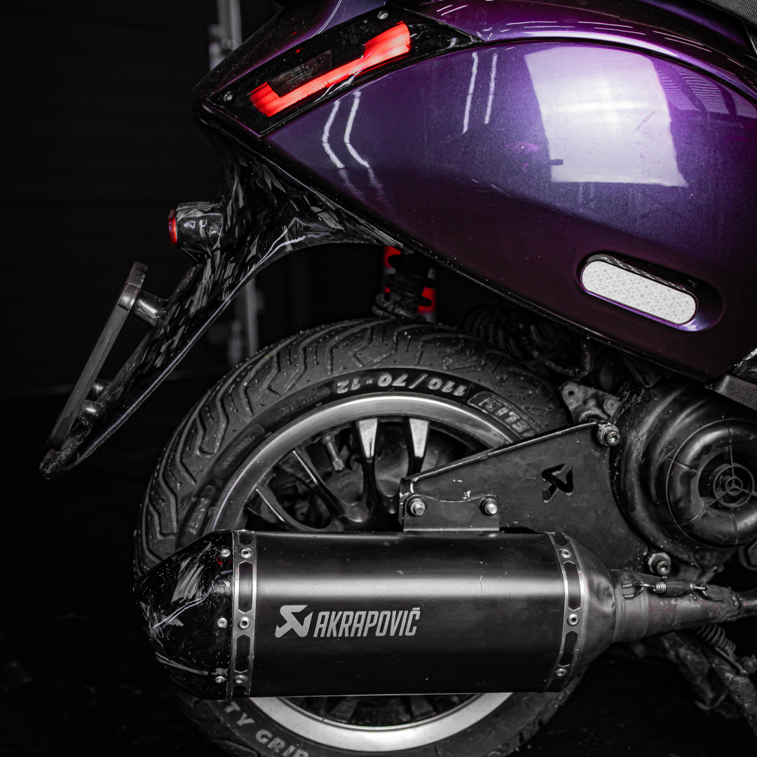 Akrapovic Uitlaat + Bocht Piaggio Zip / Vespa Sprint 4T2V