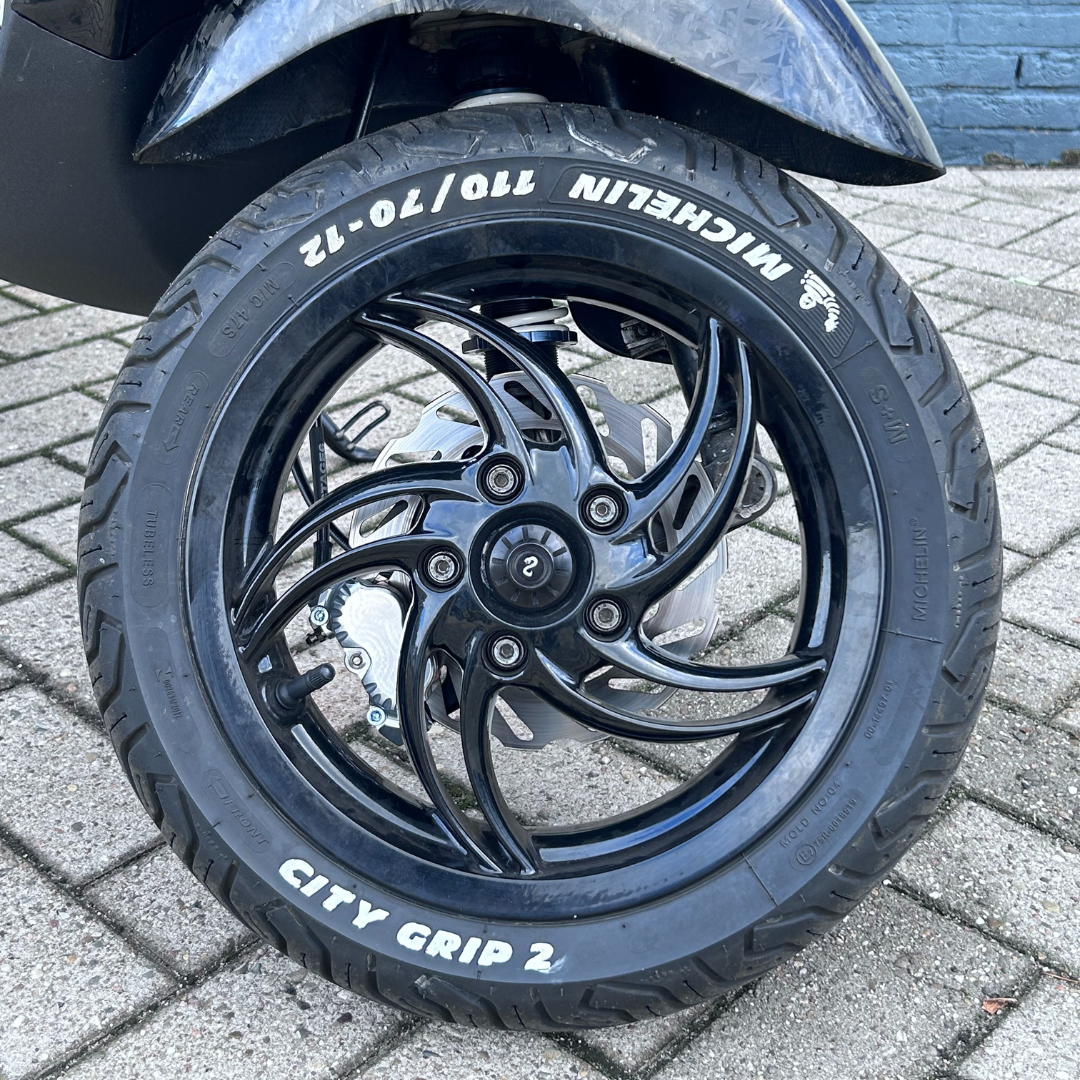 Zadelhoes RS Zwart Piaggio Zip 2 / 4 Takt