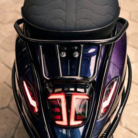 Indo Rack Vespa Sprint / Primavera Gloss Black Vespa brackets