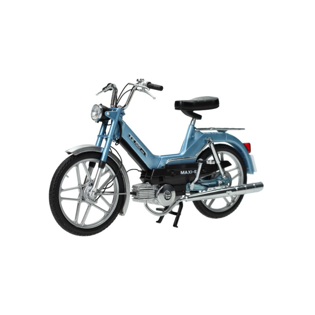 Scale model 1:10 Puch maxi s light blue